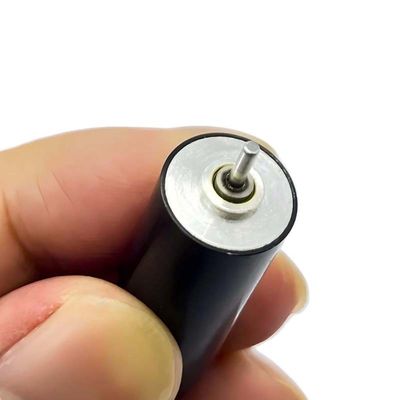 調整可能なブラシ付き直流モーター コーレスのない巻き込み 13mm 1.32mNm 8400rpm 15V