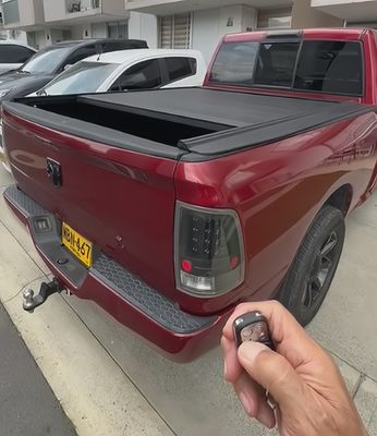 電動 引き込み式 トンヌーカバー トラックベッドカバー
